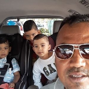 Meet your Posher, Henry